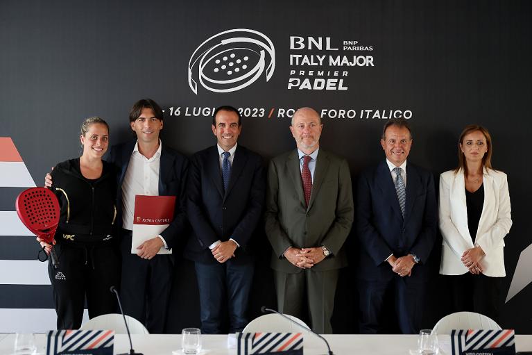 Da sinistra: Chiara Pappacena, Alessandro Onorato, Luigi Carraro, Angelo Binaghi, Vito Cozzoli ed Elena Palazzo (foto Sposito)