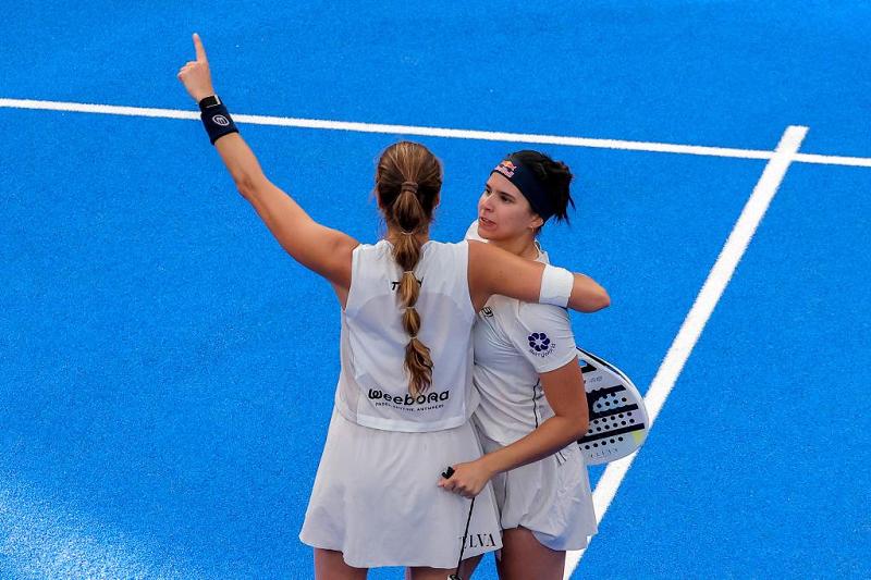 Gemma Triay e Delfi Brea esultano per la vittoria al BNL Italy Major Premier Padel (Foto FITP)