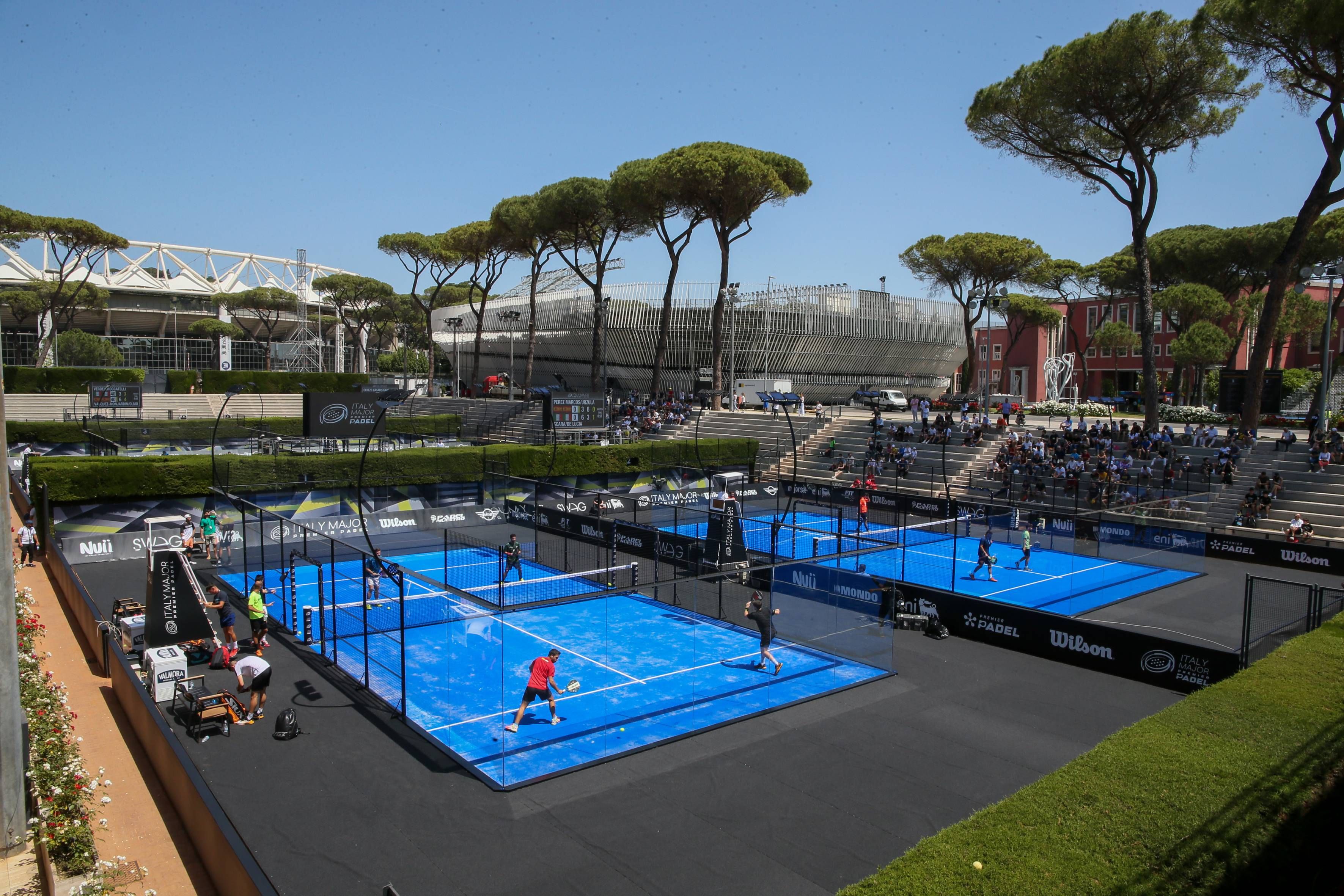 Una panoramica dei campi da padel al Foro Italico (Foto Sposito)